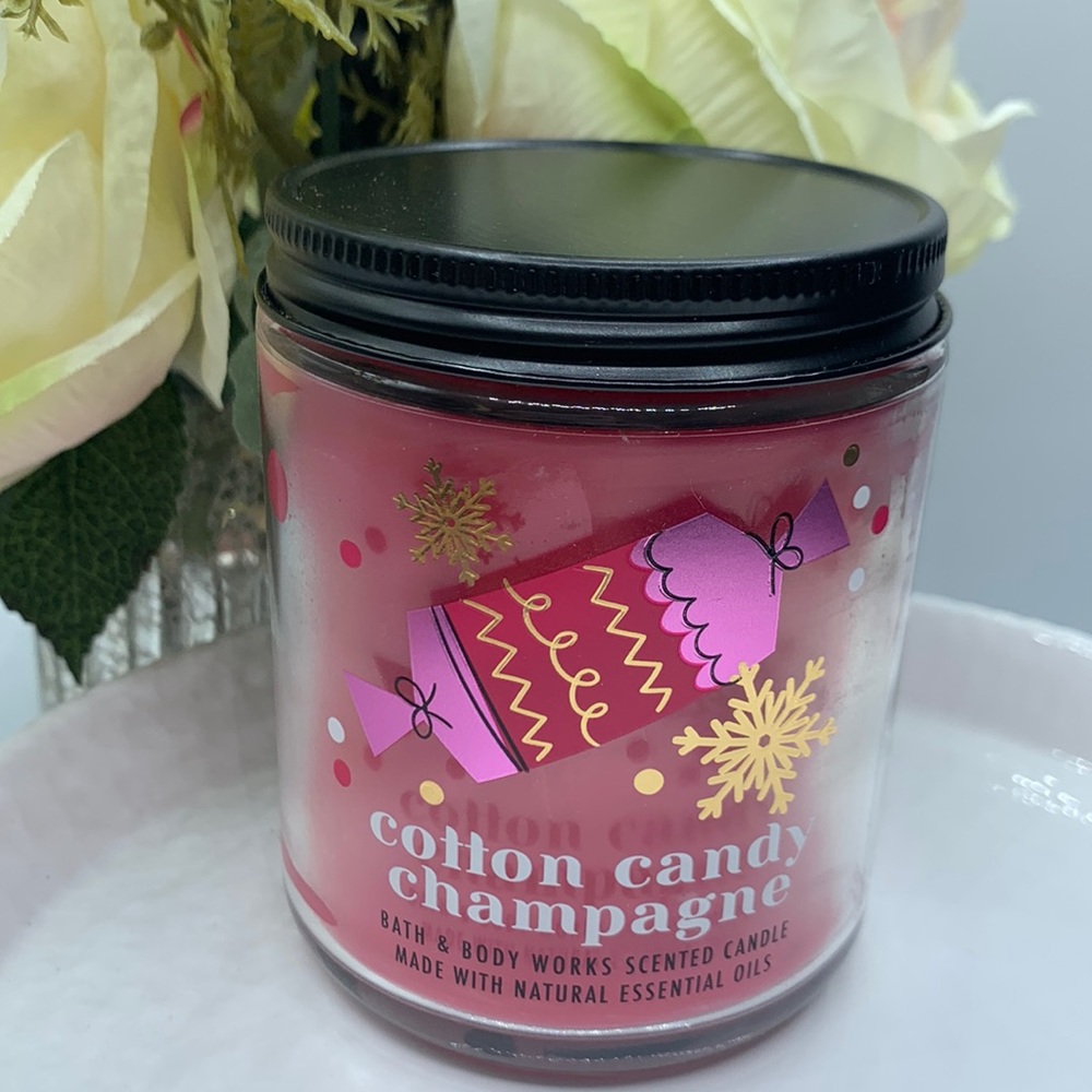 Bath & Body Works Cotton Candy Champagne Signature Single Wick Candle
